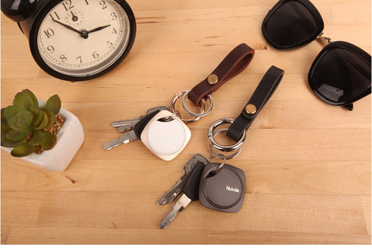 Bluetooth Tracker Key Finder | Smart Wireless Locator for Everyday Essentials